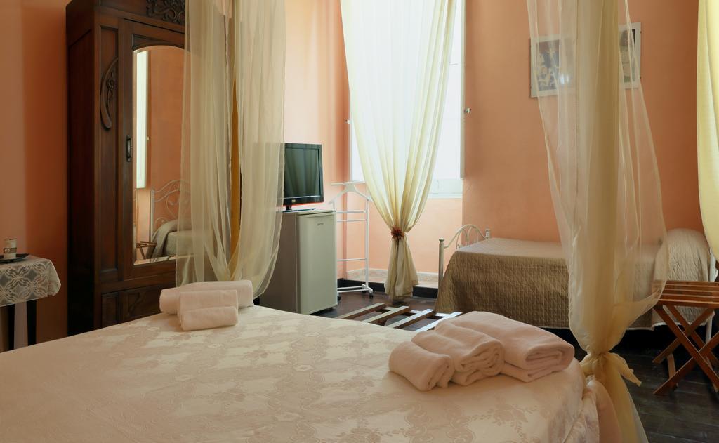 B&B Dimora Muzio And Restaurant กัลลีโปลี ภายนอก รูปภาพ